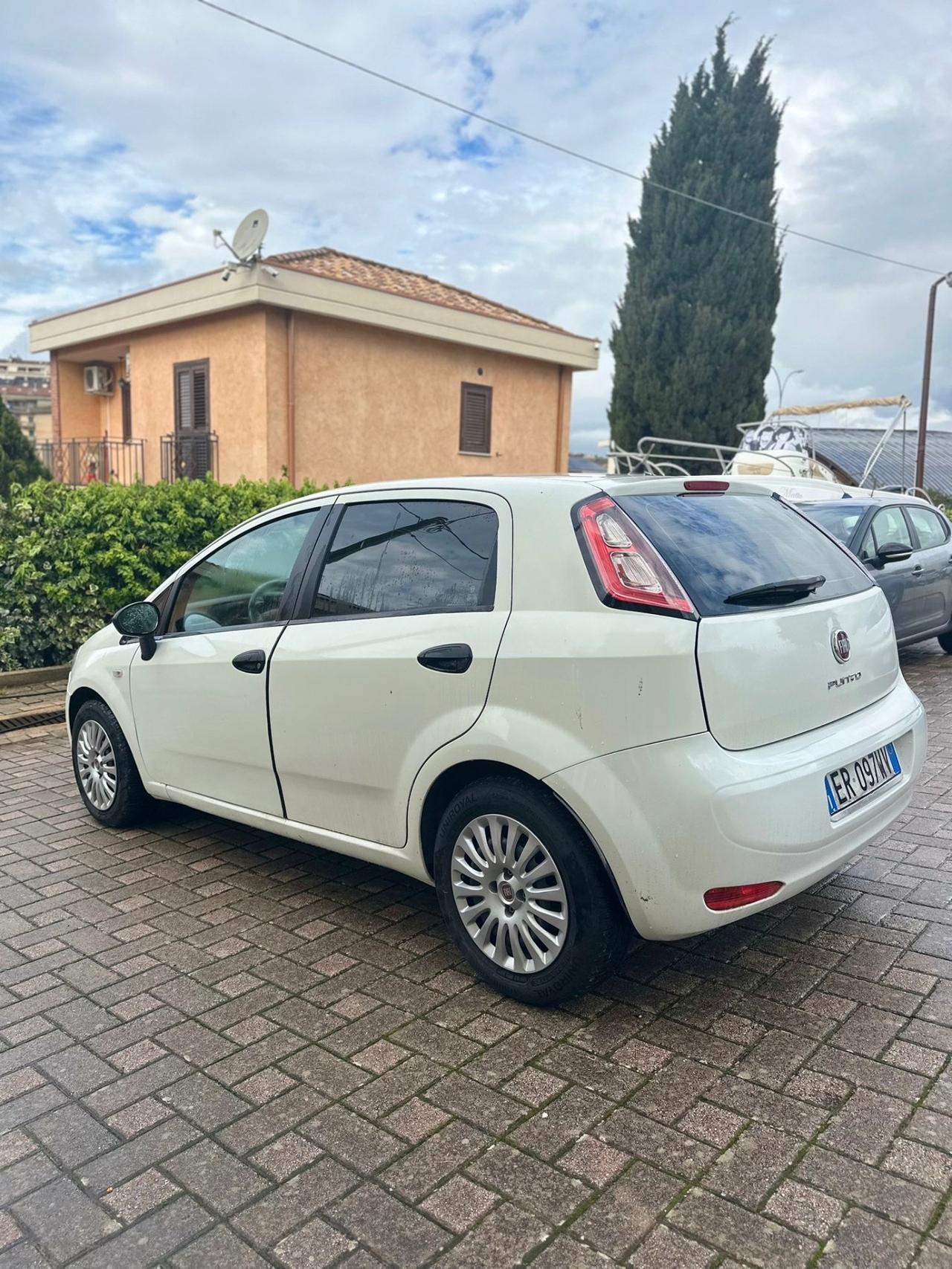 Fiat Punto 1.3 MJT II 75 CV 5 porte Lounge
