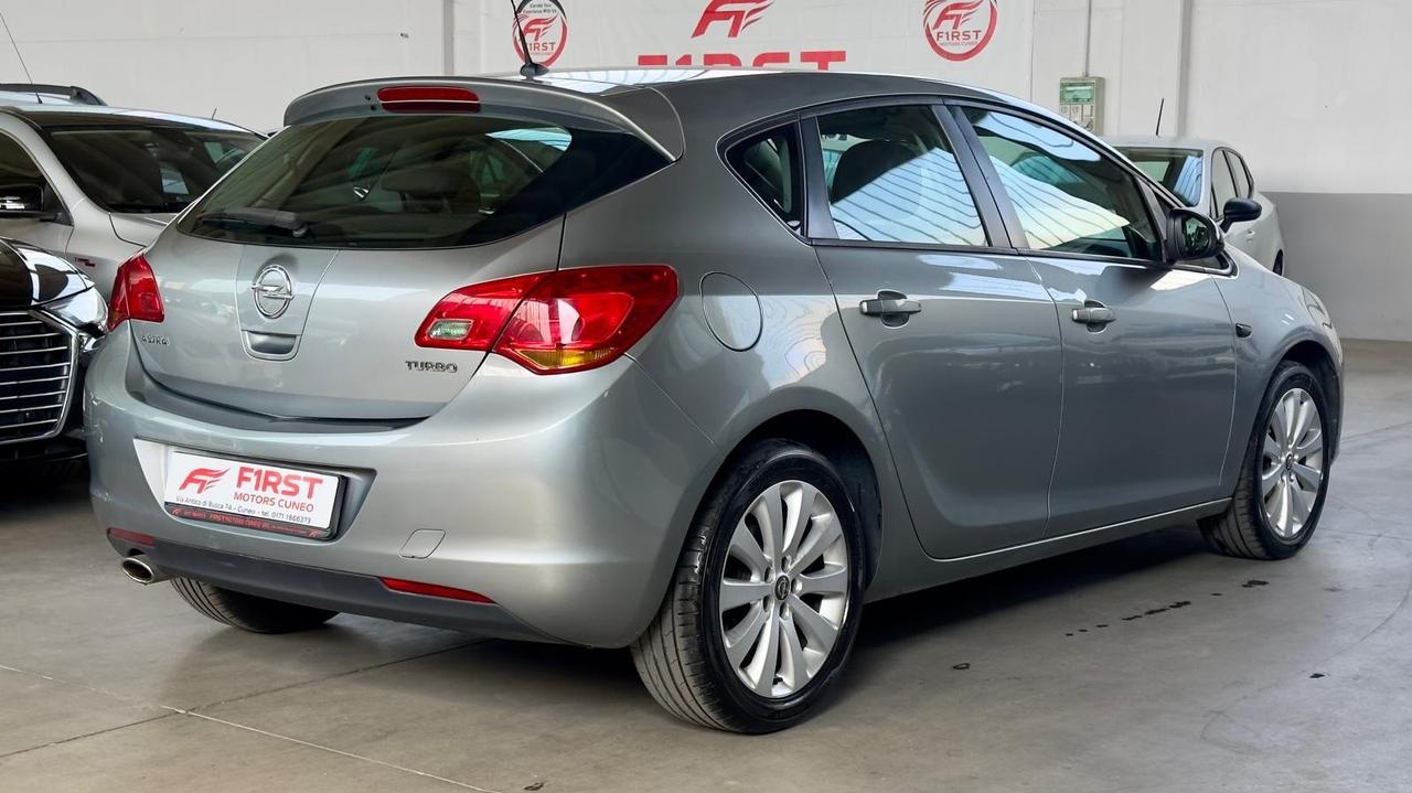 Opel Astra 1.4 Turbo 140CV 5 porte Cosmo