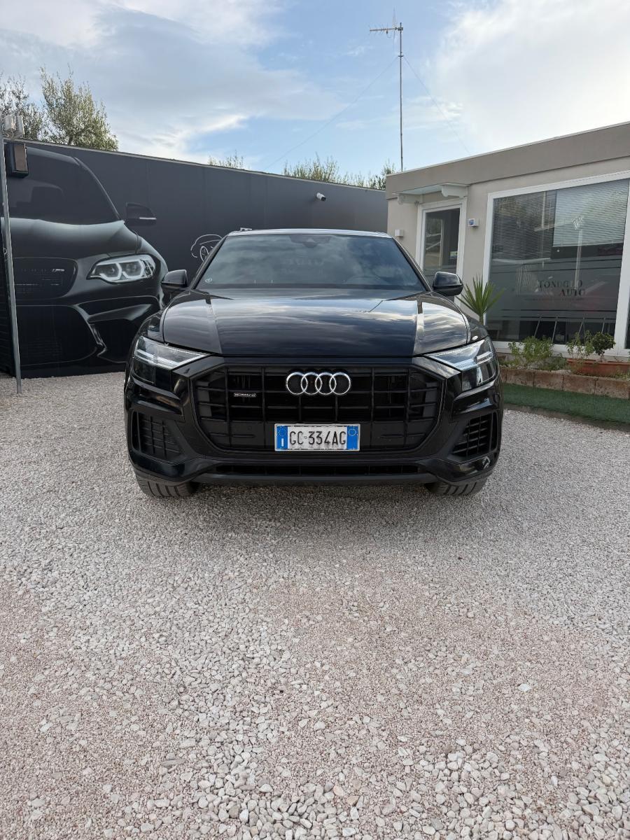 AUDI - Q8 - 50 TDI 286 CV quattro tiptronic Sport