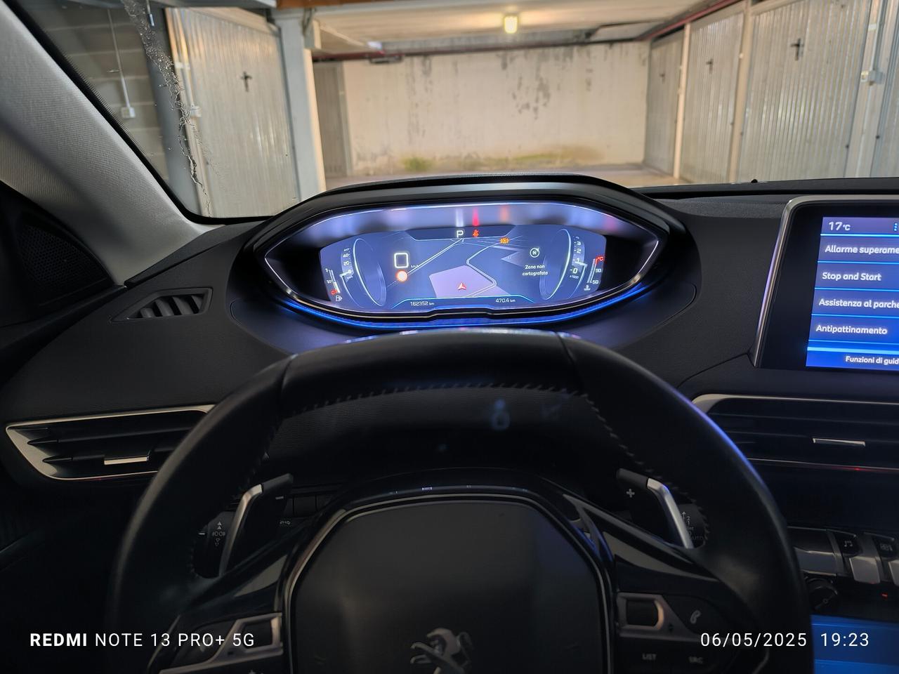 Peugeot 5008 BlueHDi 130 S&S Business