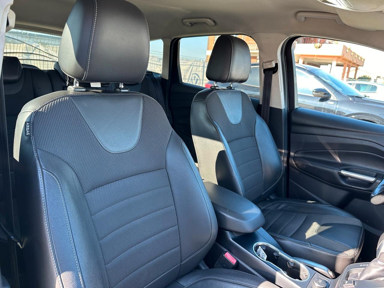 Ford Kuga 2.0TDCI*TITANIUM*4X4*163CV*NAVI*AUT*LED*BLUETOOTH*