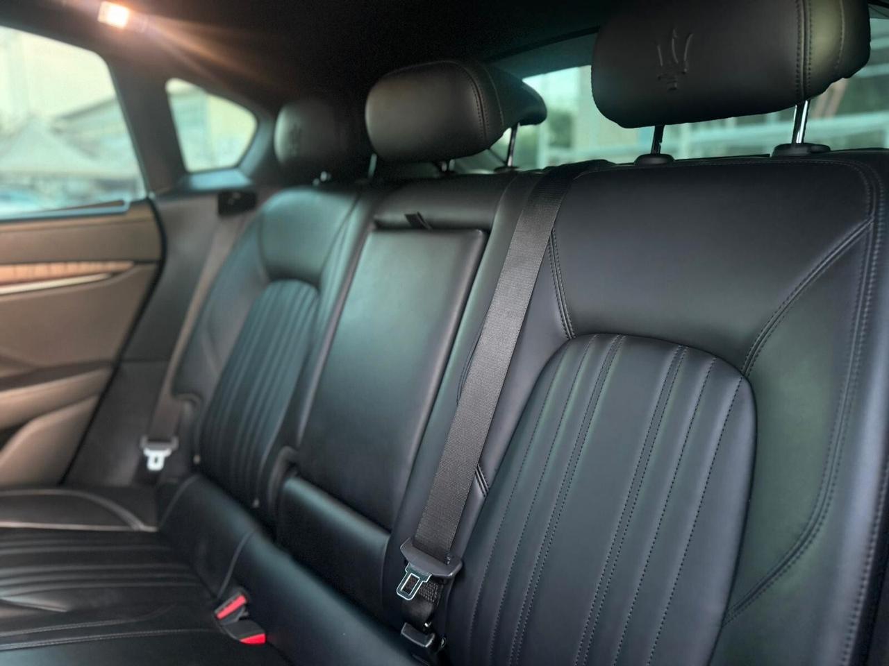 Maserati Levante Granlusso TETTO APRIBILE