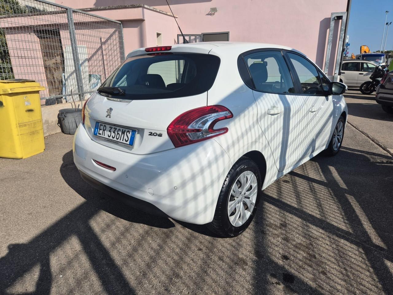 Peugeot 208 1.2 VTi 82 CV 5 porte Access