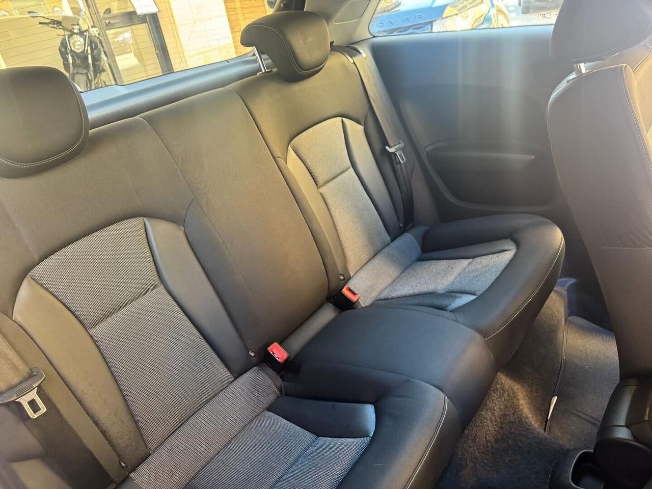 Audi A1 1.6 TDI idonea neo patentati