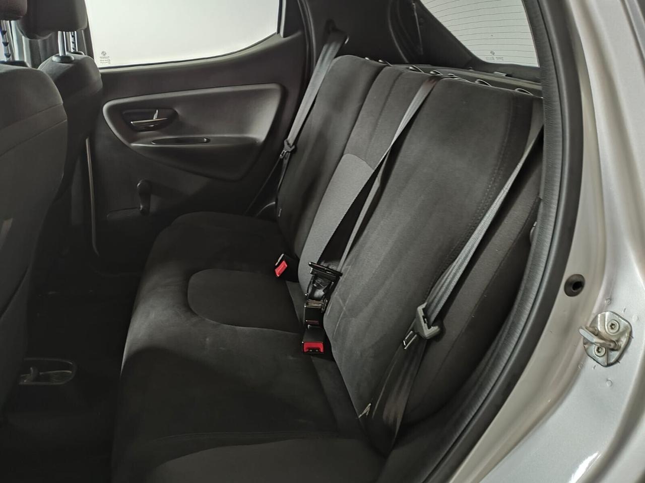 Lancia Ypsilon 1.2 69 CV 5 porte S&S Silver