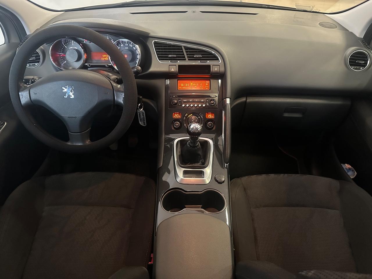 Peugeot 3008 1.6 HDi 110CV Premium