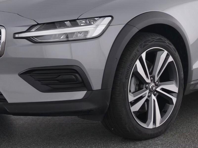 VOLVO V60 CC (2018-2024) V60 Cross Country B4 (...