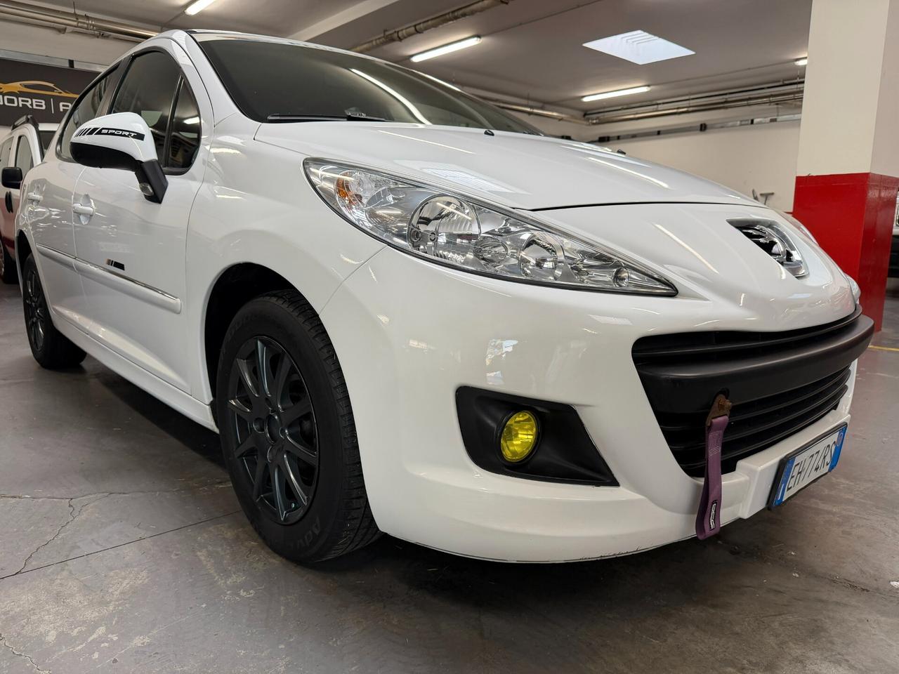 Peugeot 207 1.4 8V 75CV 5p. Active