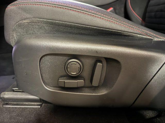 LAND ROVER Discovery Sport 2.0 eD4 R-Dynamic SE