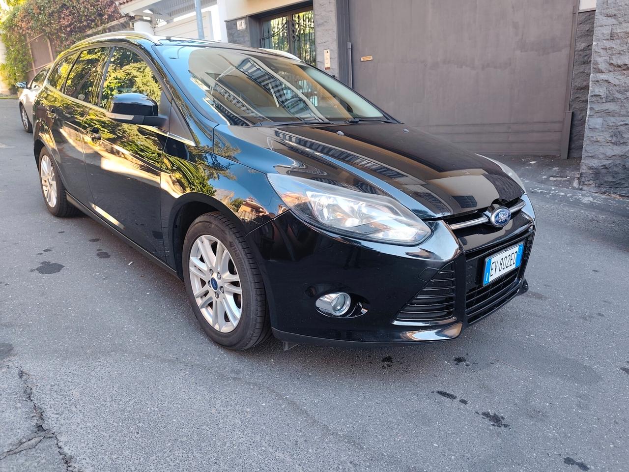 Ford Focus 1.6 120 CV GPL SW Titanium Leggi