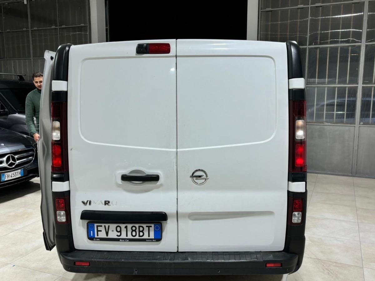 OPEL - Vivaro