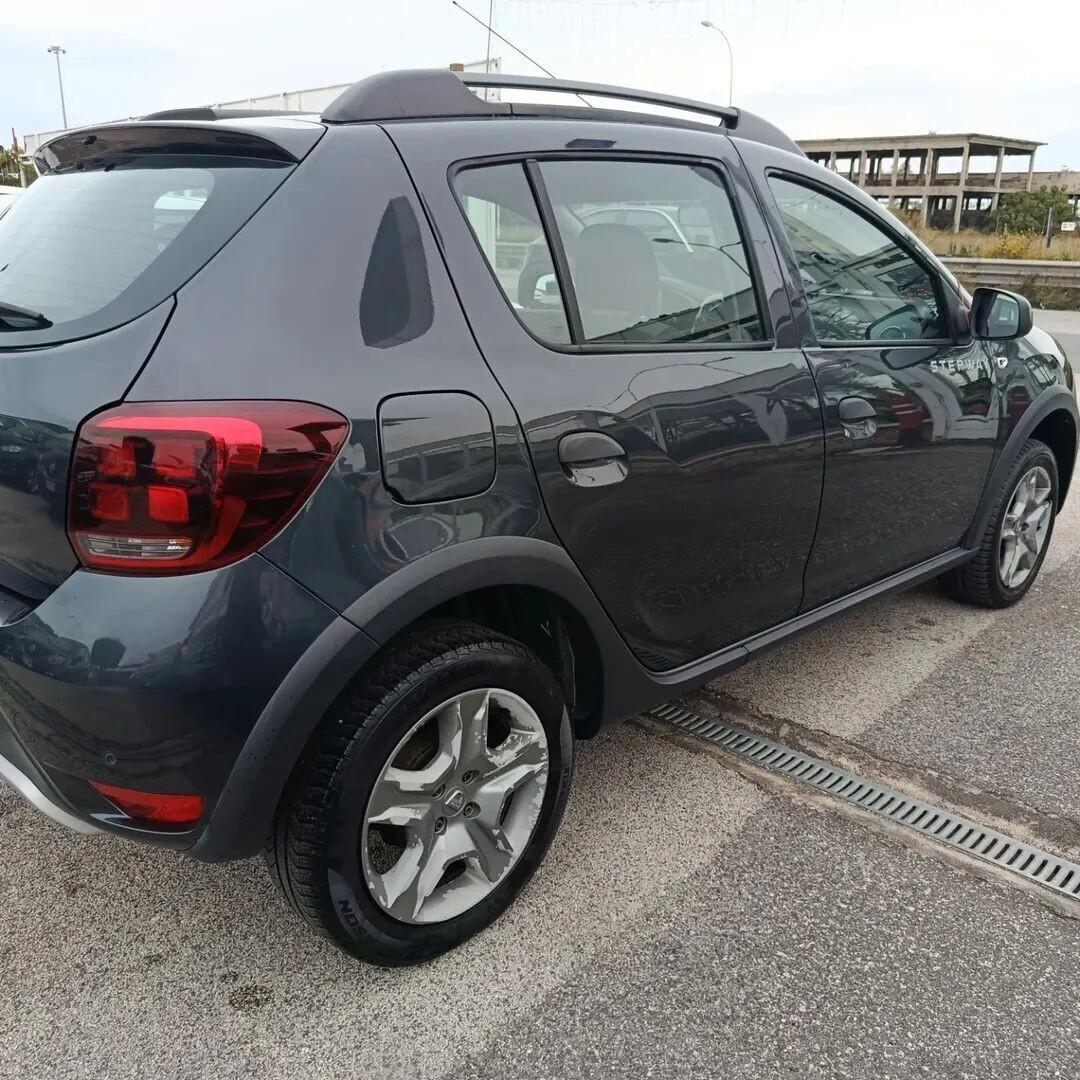 Dacia Sandero 0.9 TCe TurboGPL 90CV S&S Lauréate