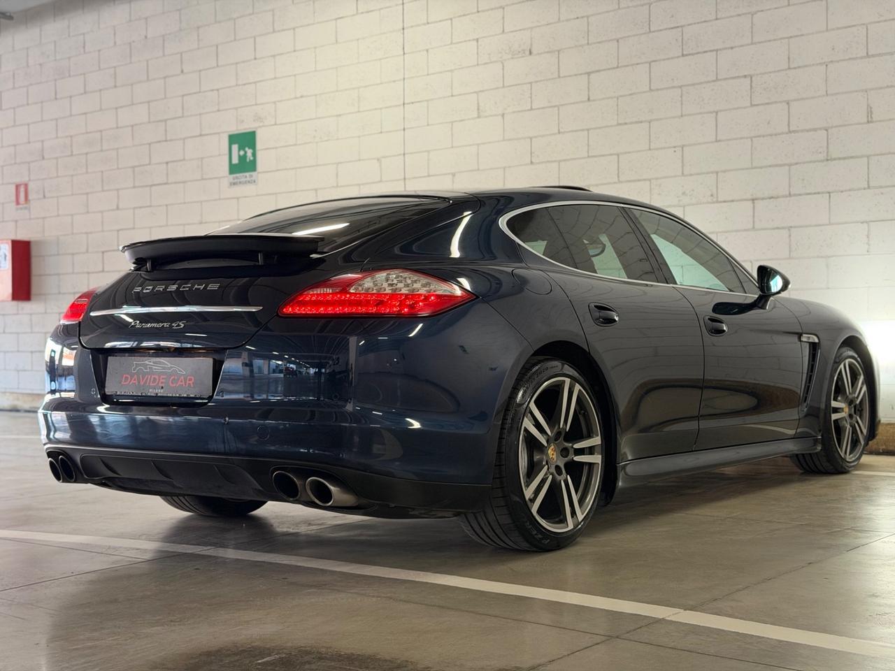 Porsche Panamera 4.8 4S