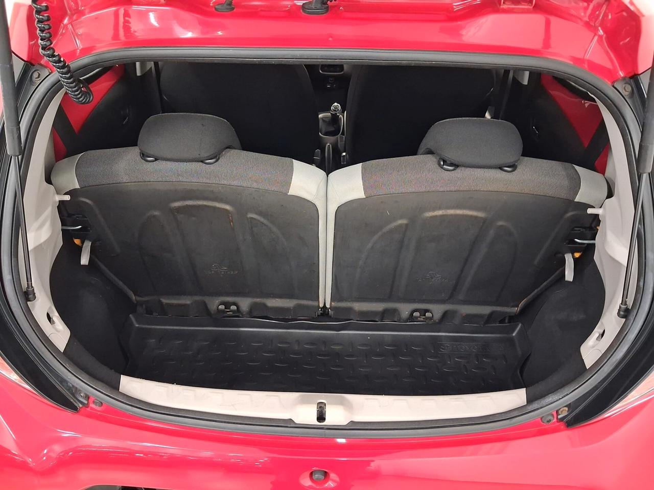 Toyota Aygo 1.0 VVT-i 69 CV 5 porte x-black TSS