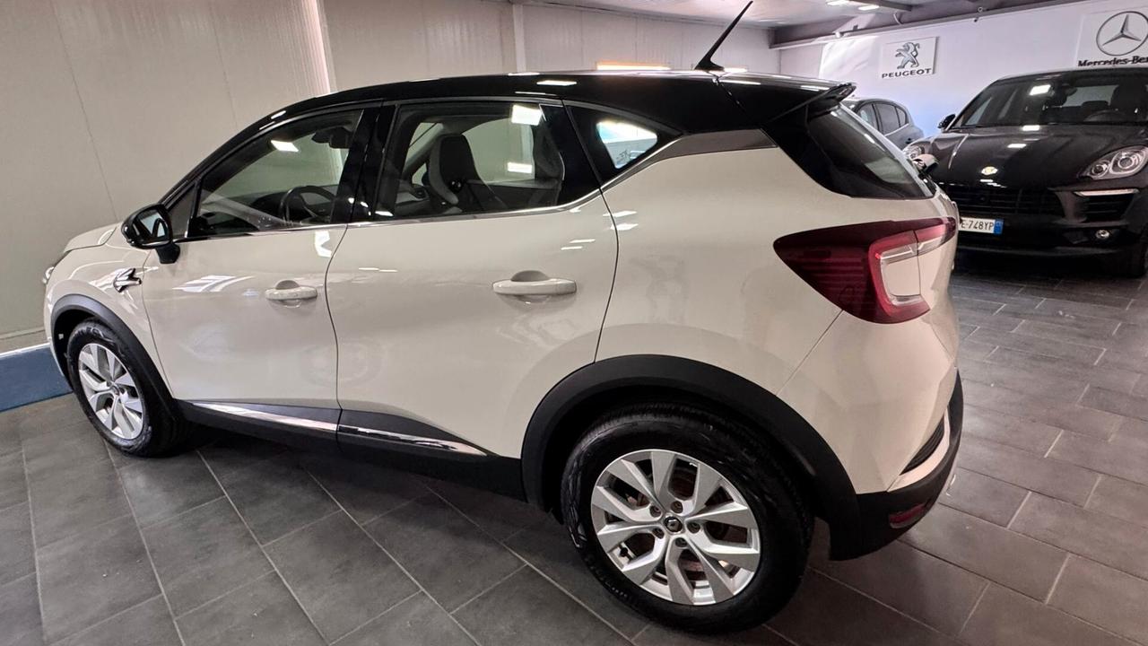 Renault Captur Blue dCi 115 CV EDC Intens