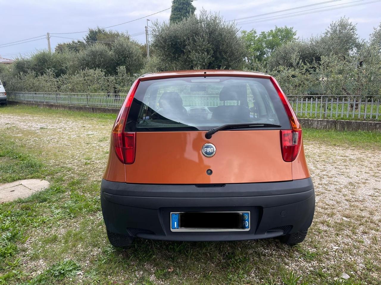 Fiat Punto 1.2i 16V cat 3 porte ELX ok neopatentati