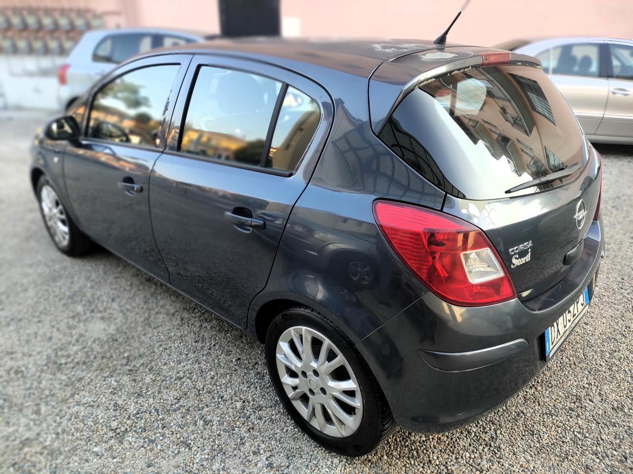 Opel Corsa 1.2 5 porte Enjoy