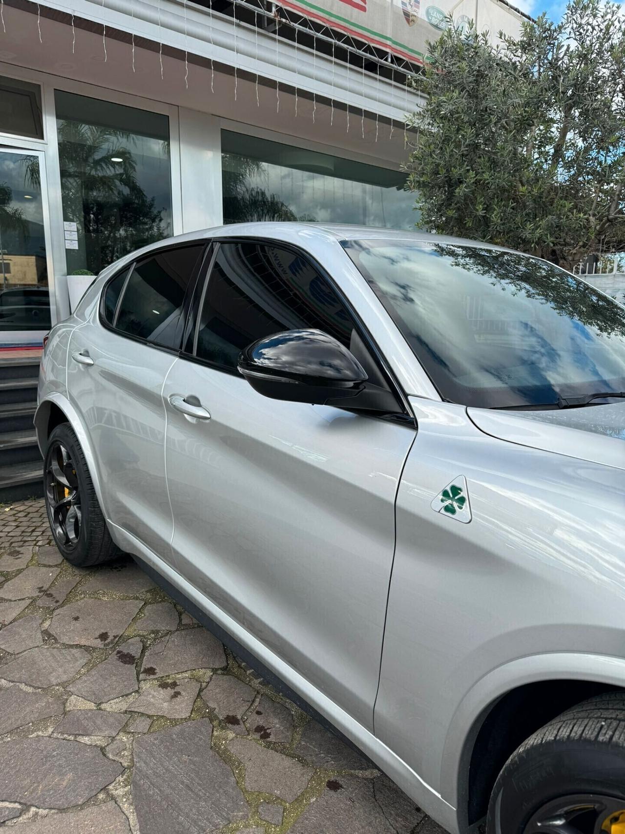 Alfa Romeo Stelvio 2.9 Bi-Turbo V6 510 CV AT8 Quadrifoglio