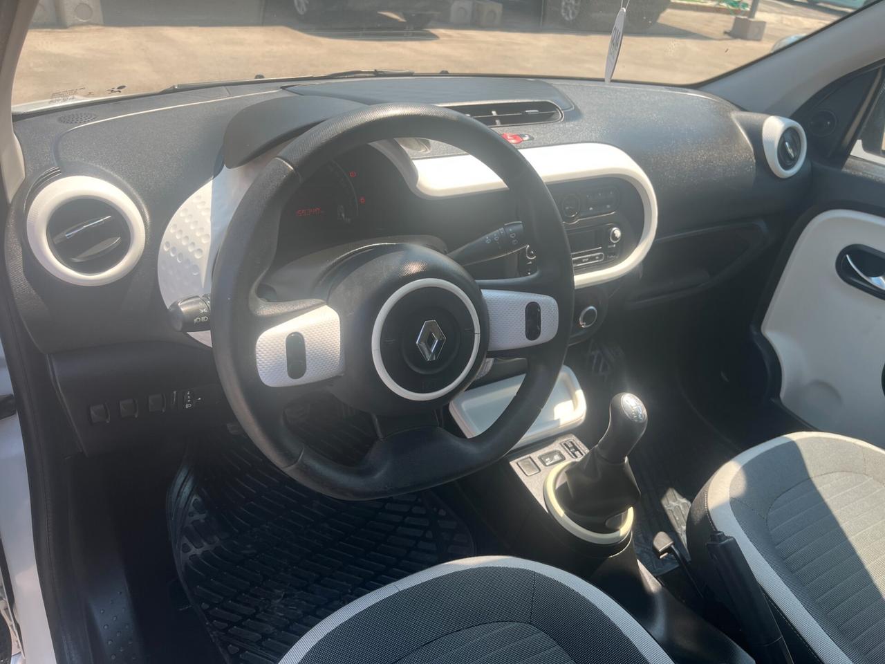 Renault Twingo SCe Life Limited