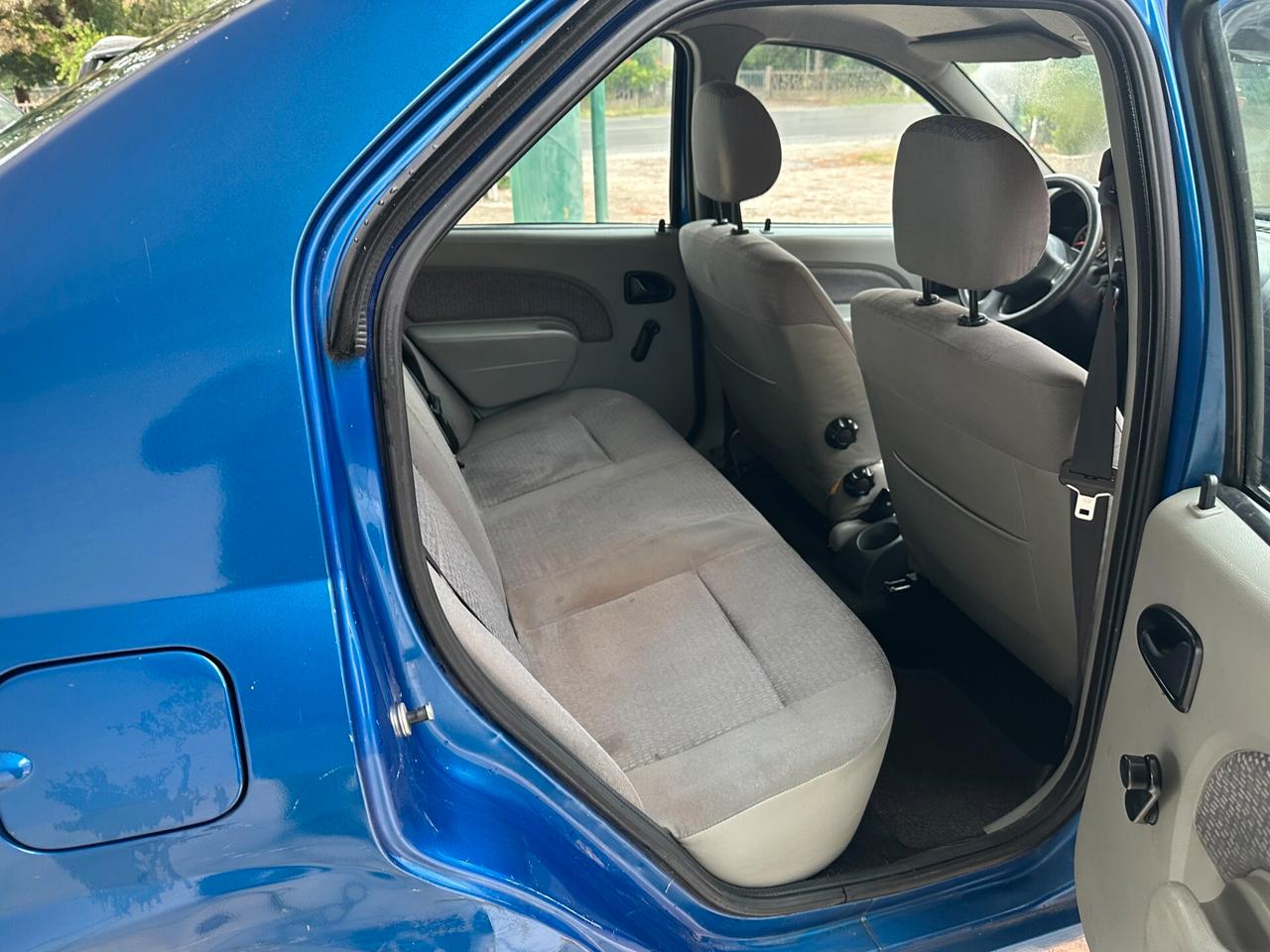 Dacia Logan 1.5 dCi (12 RATE)