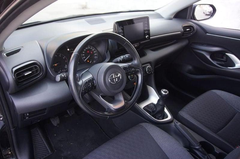 Toyota Yaris 1.0 5 porte Active