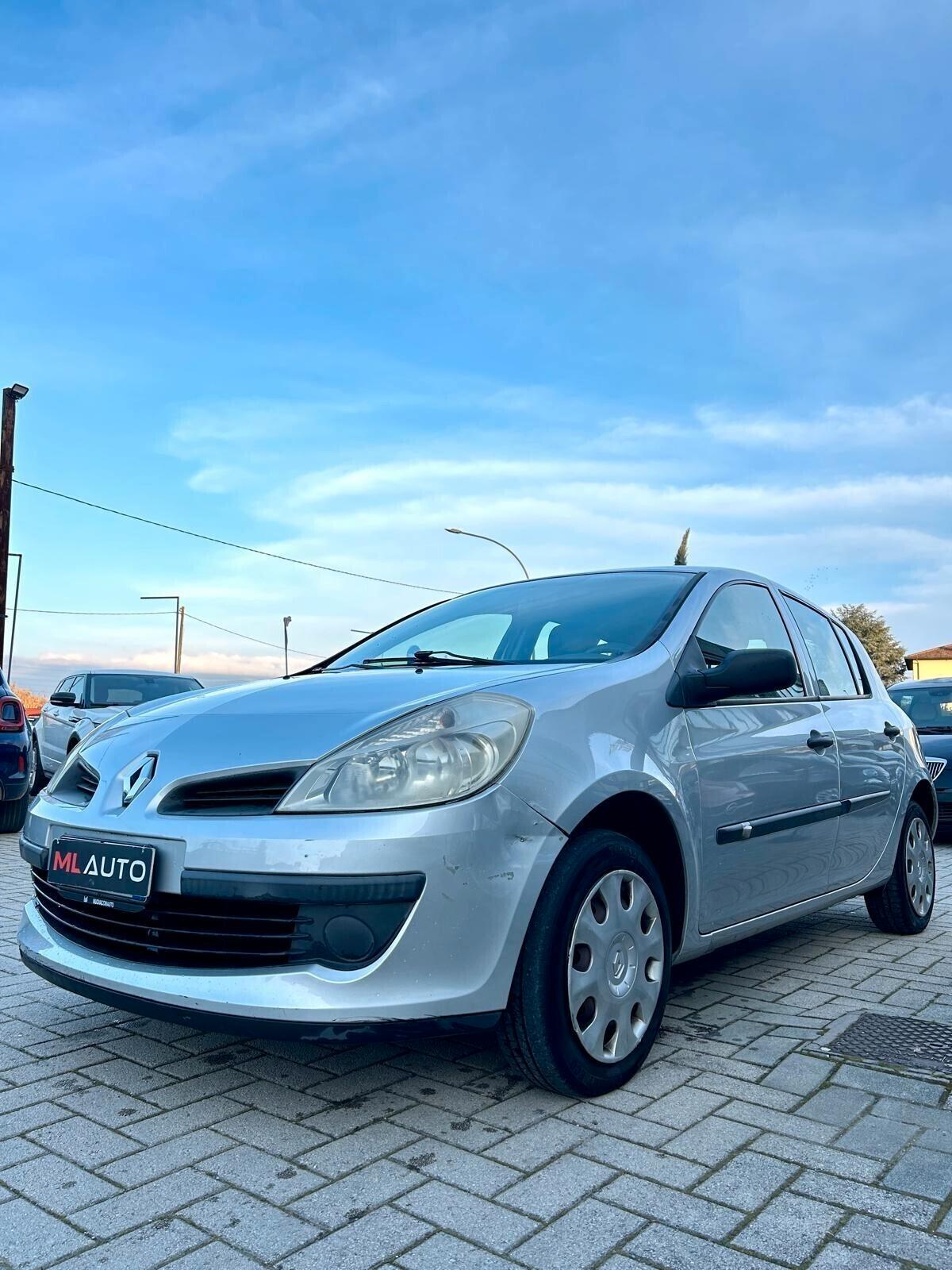 Renault Clio 1.2 16V 5 porte Dynamique - ok neopatentato