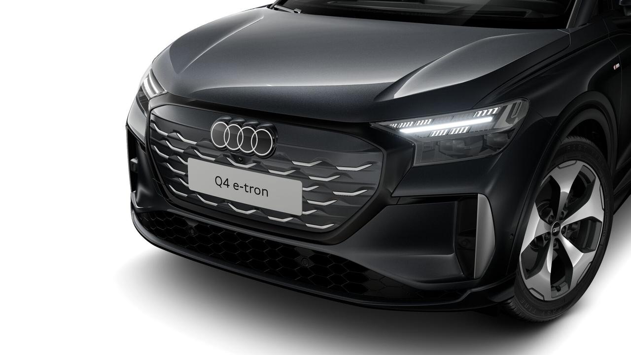 AUDI Audi Q4 SUV Business e-tron 150,00 kW