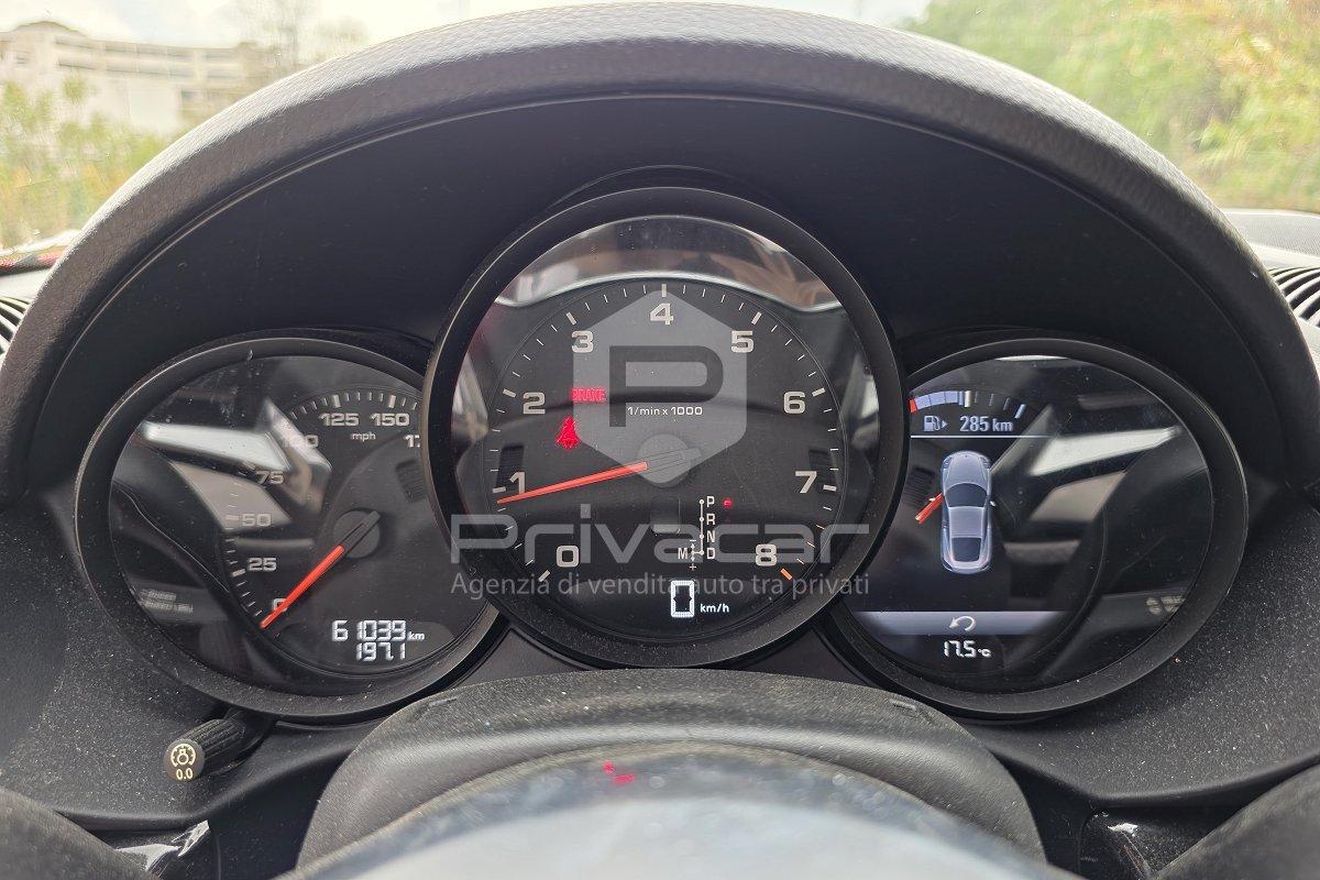 PORSCHE 718 Cayman 2.0