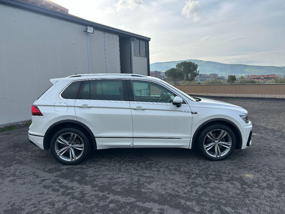 VOLKSWAGEN - Tiguan - 2.0 TDI 150 CV DSG R LINE