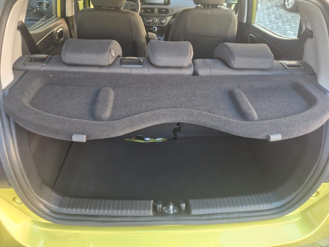 HYUNDAI I10 1.0 mpi Tech Connect Pack - CAMBIO AUTOMATICO