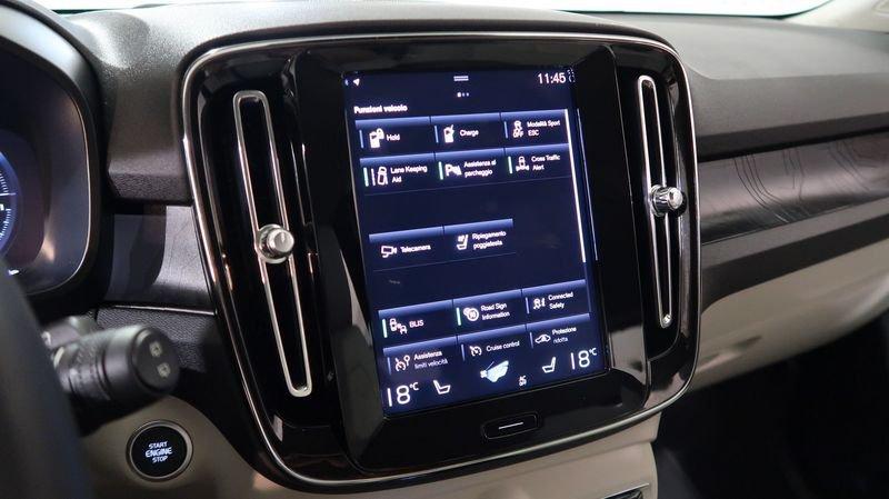 Volvo XC40 Recharge T5 Plug-in Hybrid Recharge Plus Bright