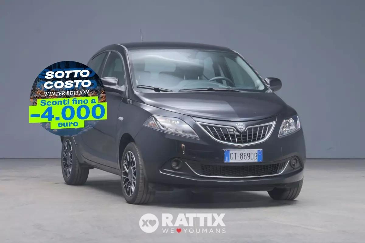 Lancia Ypsilon 1.0 Firefly Hybrid 70CV Platino