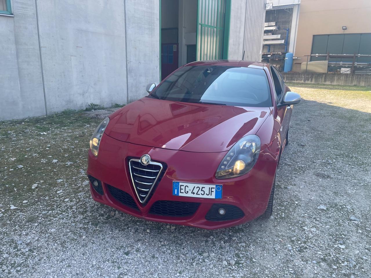 Alfa Romeo Giulietta 2.0 JTDm-2 140 CV Distinctive