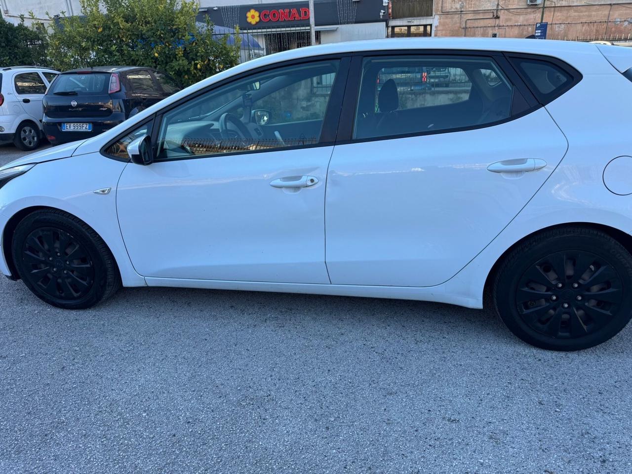 Kia Ceed cee'd 1.4 CRDi 5 porte Class