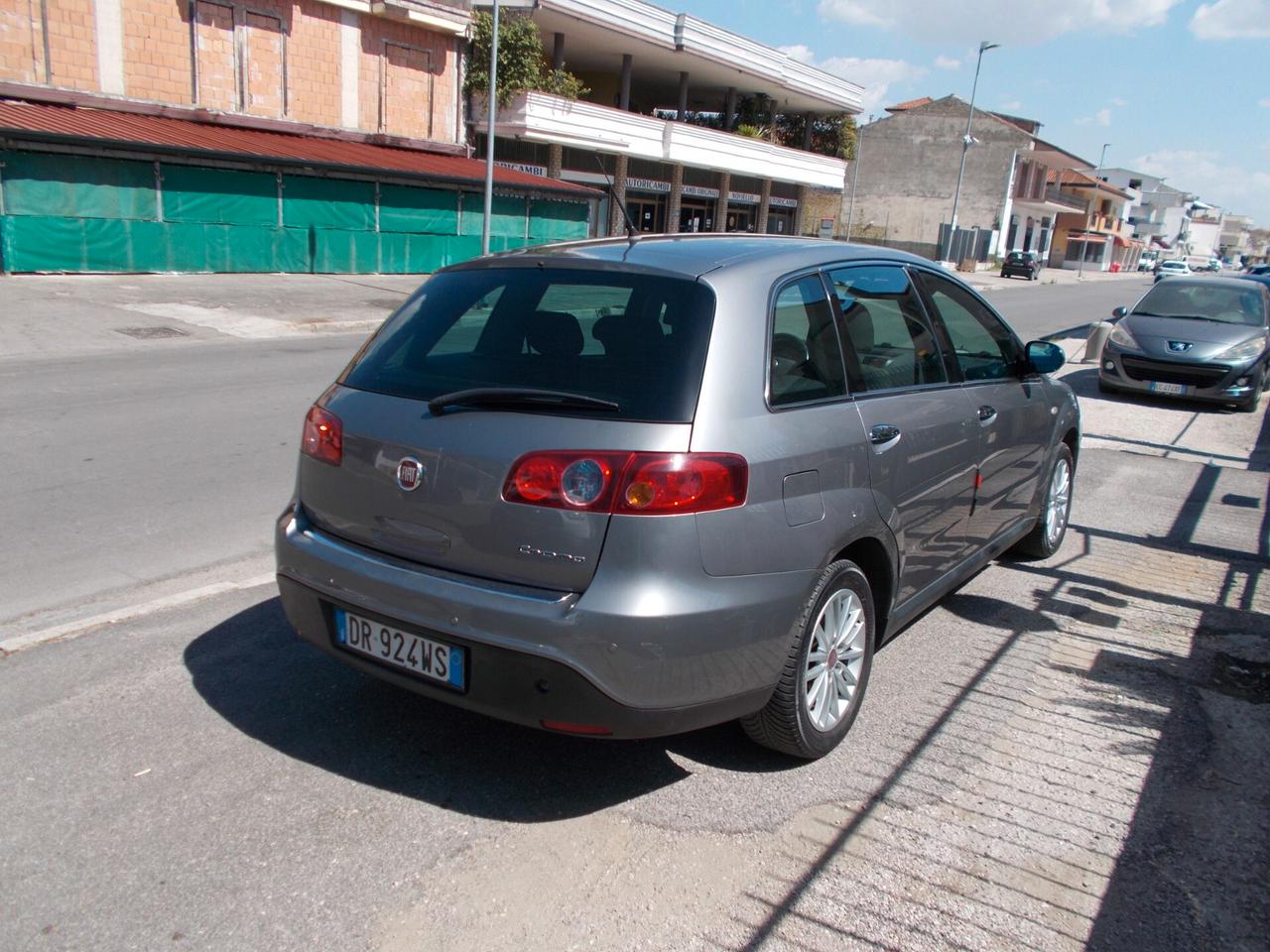 Fiat Croma 1.9 Multijet Emotion