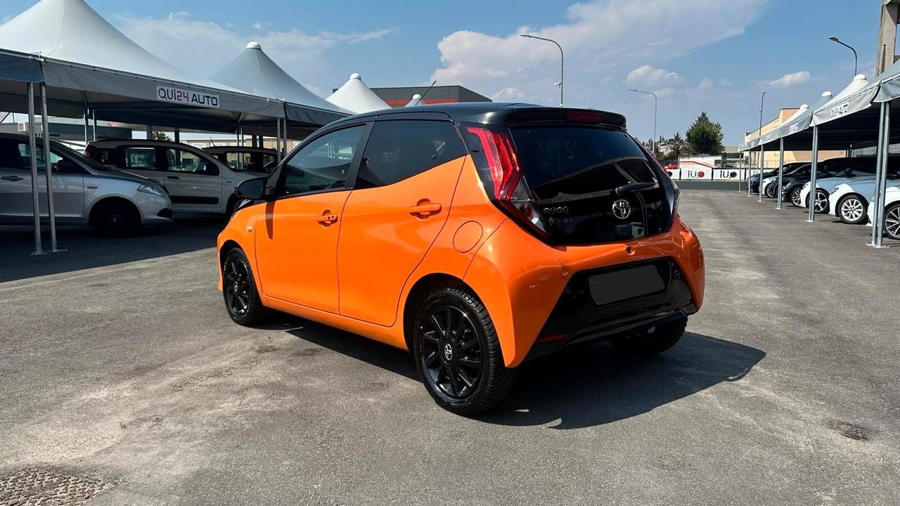Toyota Aygo 1.0 BENZINA 72 CV KM CERTIFICATI-UNICO PROPRIETARIO