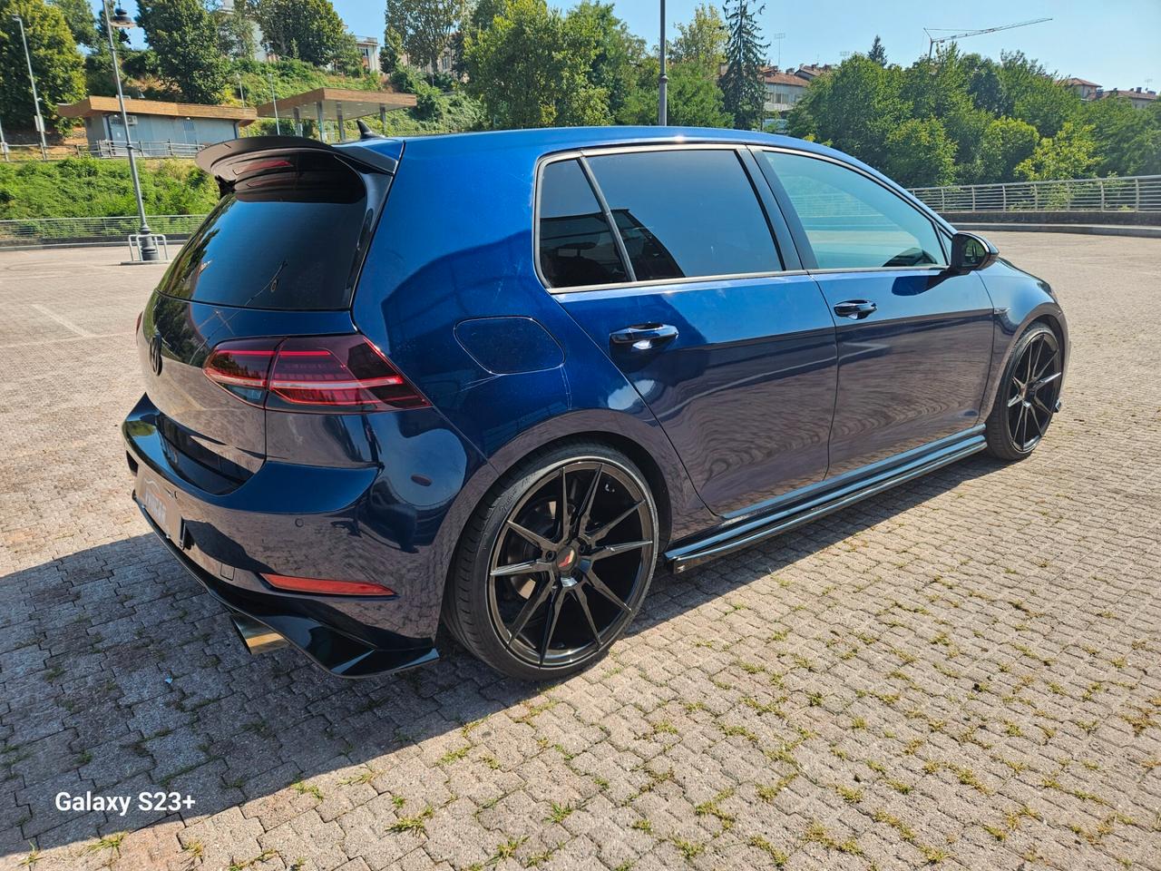 Volkswagen Golf 1.5 TSI ACT 5p. R line