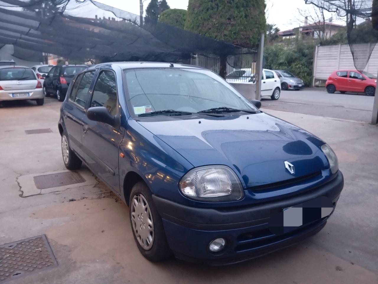 Renault Clio 1.2 cat 5 porte RT benzina