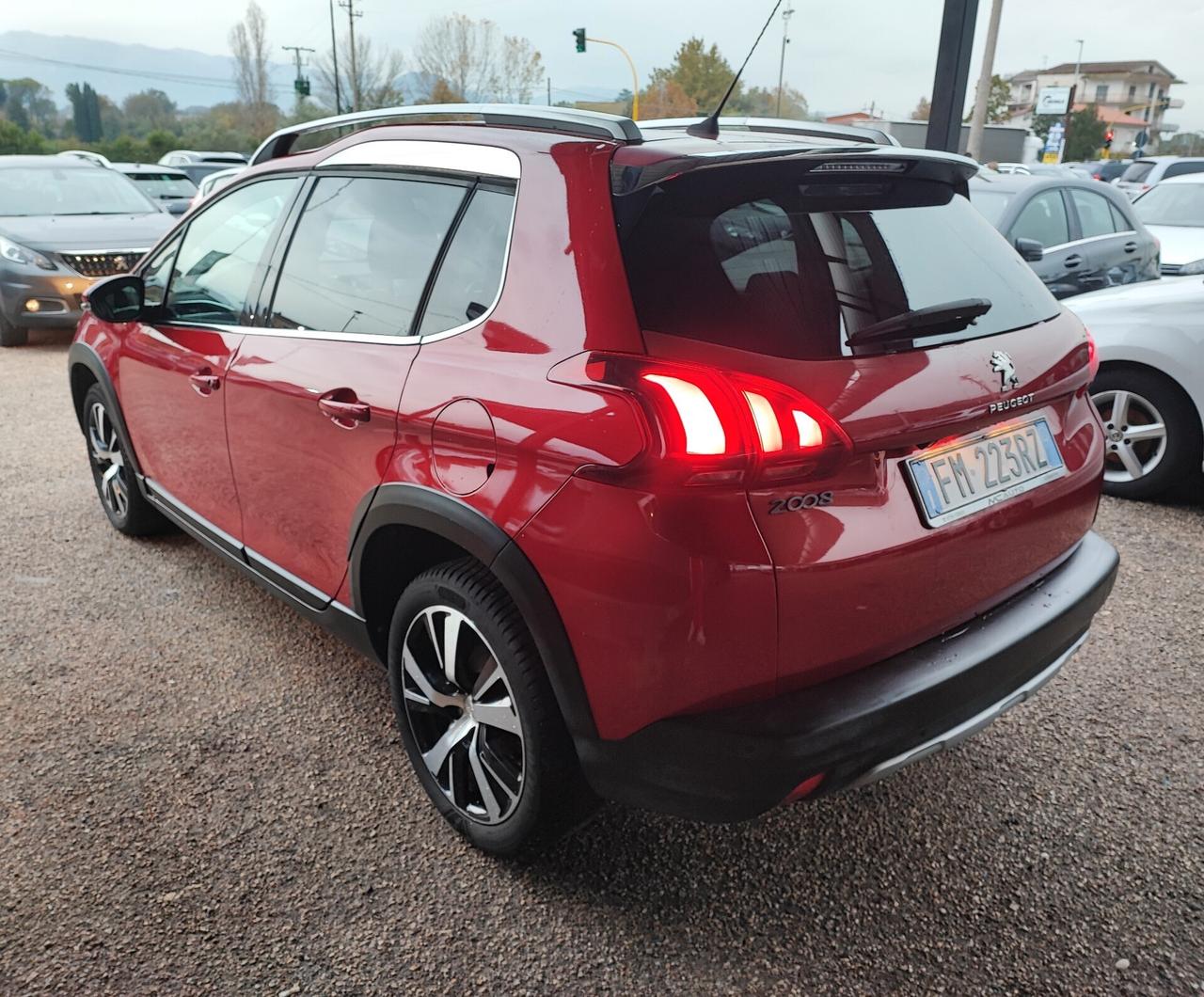 Peugeot 2008 PureTech Turbo 110 S&S Black Matt