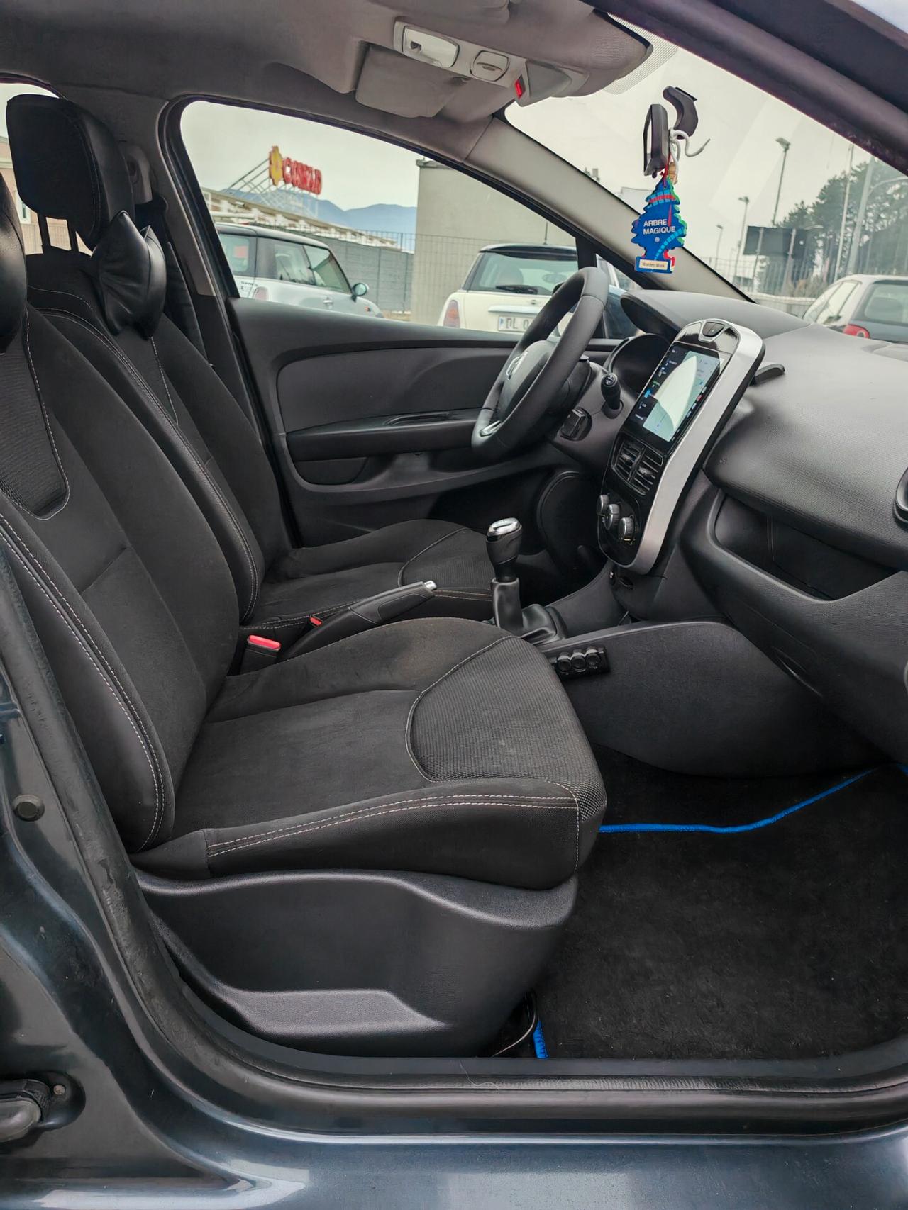 Renault Clio dCi 8V 75 CV Start&Stop 5 porte Energy Intens