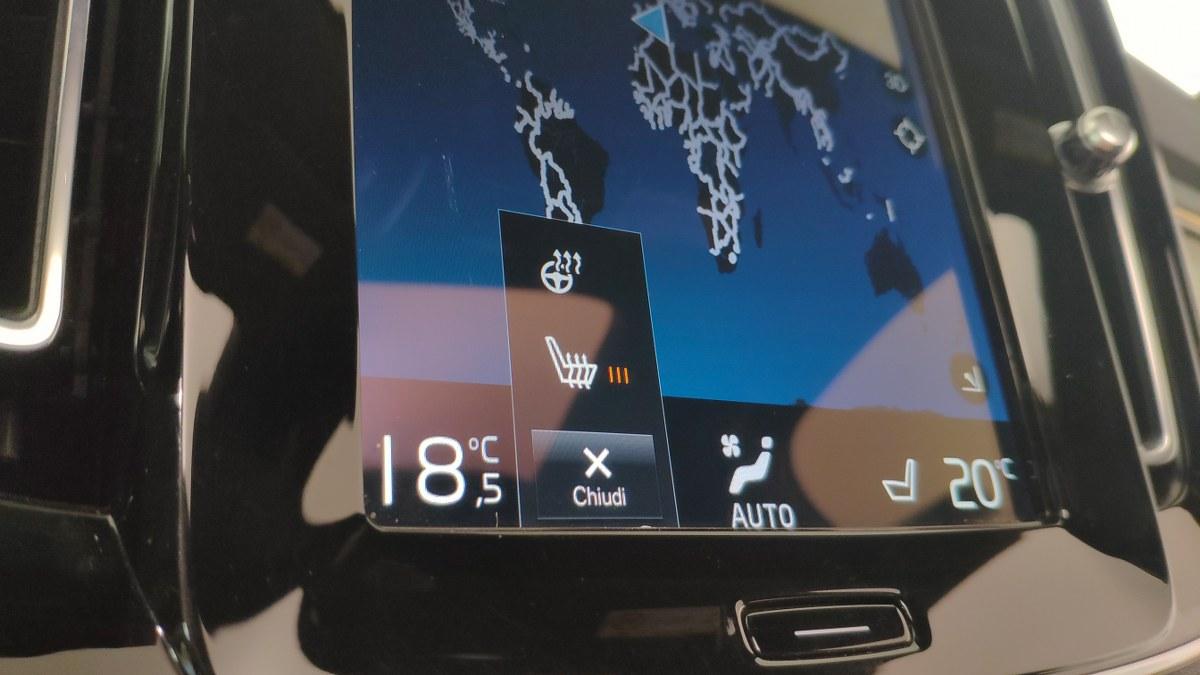 VOLVO Xc40 T4 Recharge Plug-In Hybrid R-Design