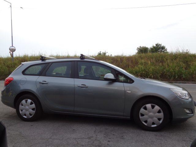 OPEL Astra 1.4 Turbo 140CV Sports Tourer GPL Tech Cosmo