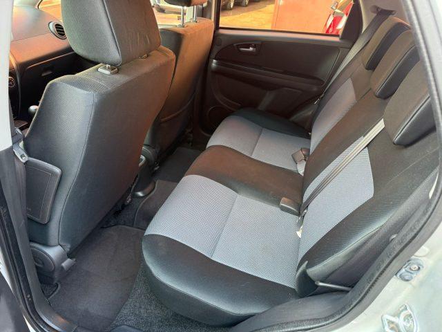 FIAT Sedici 1.6 16V 4x4 Dynamic