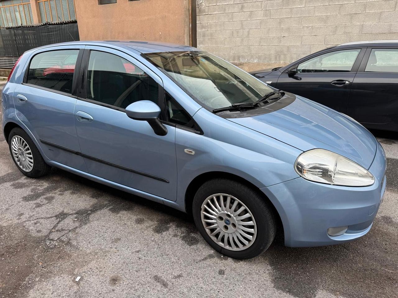 Fiat Grande Punto 1.3 MJT 75 CV 5 porte Dynamic