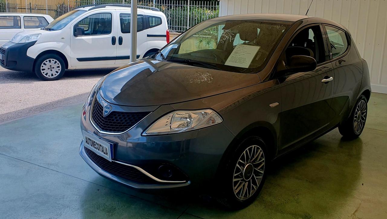 Lancia Ypsilon 1.2 BENZ. - 2017 - KM. 111.000