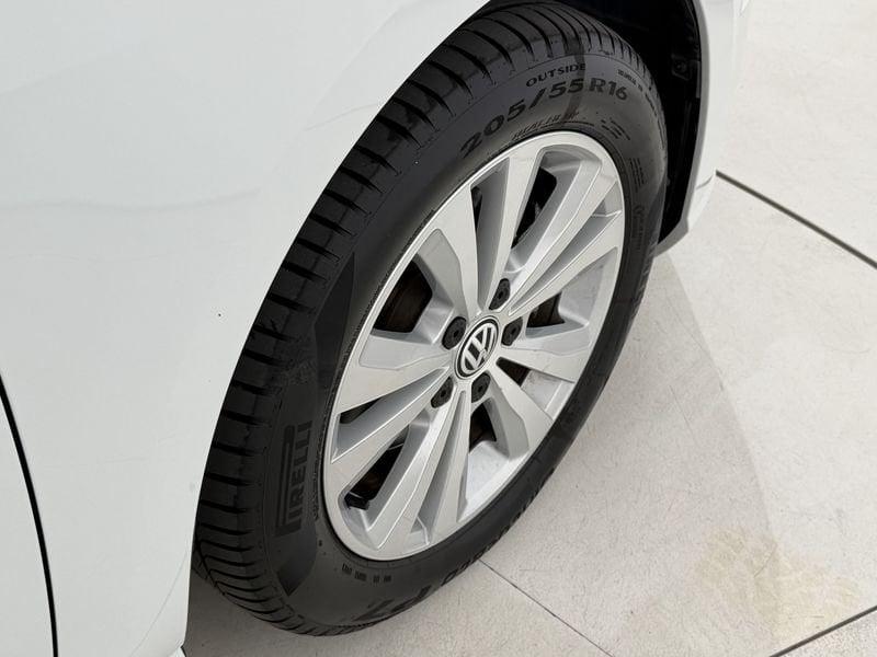 Volkswagen Golf 1.6 TDI Business BMT