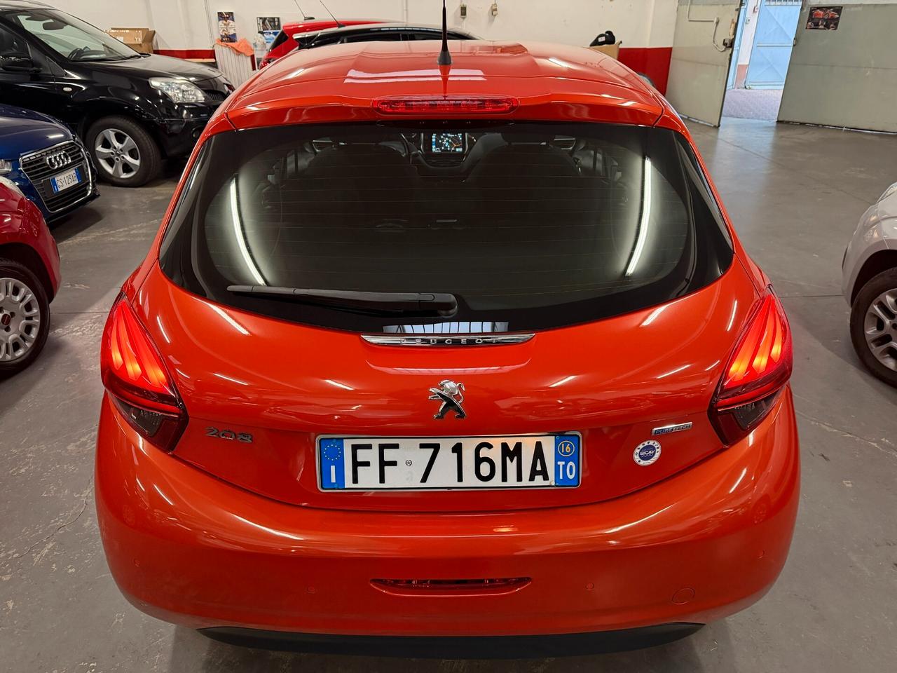 Peugeot 208 PureTech 82 5 porte Allure