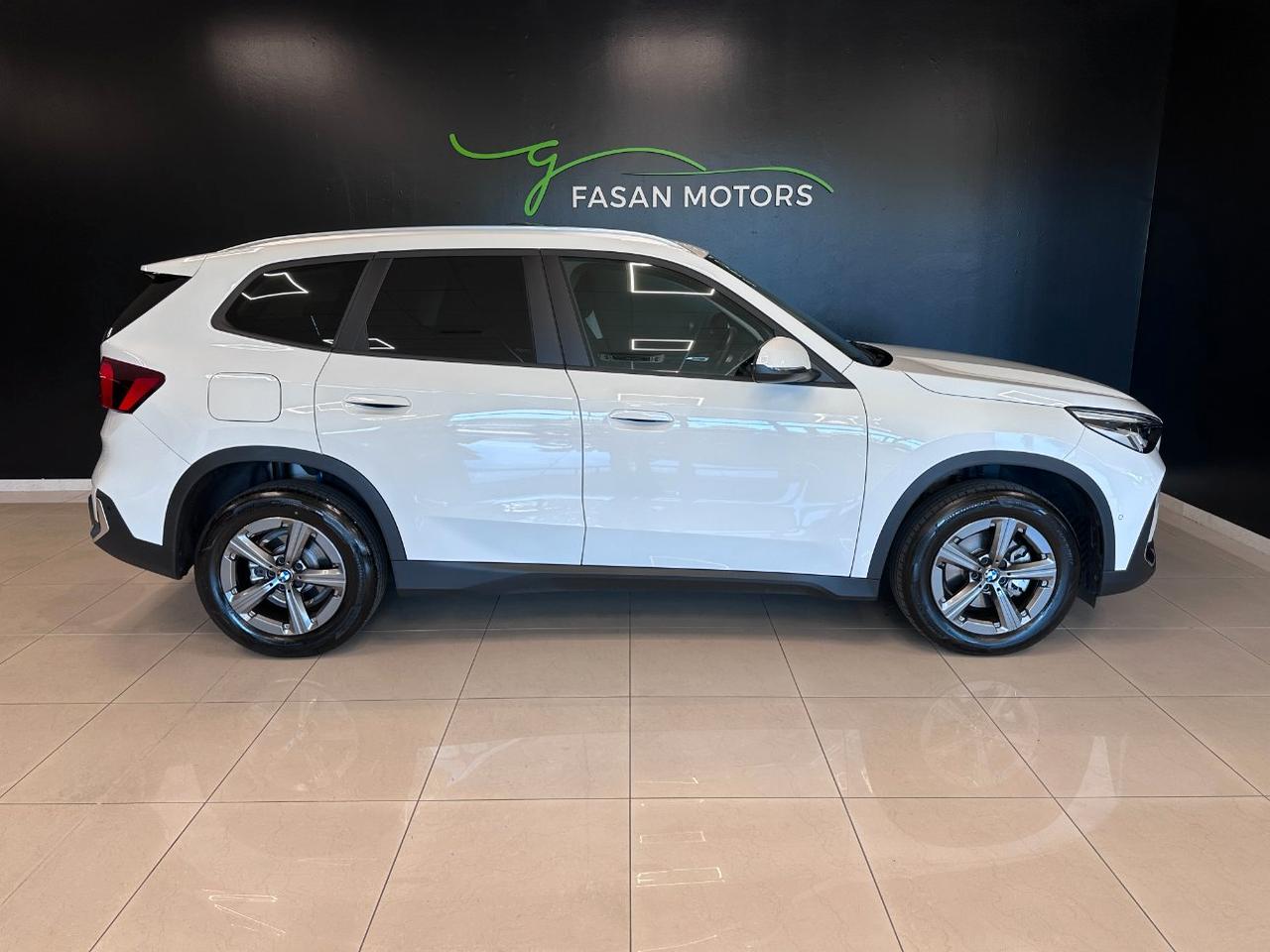 BMW X1 sdrive18i X-Line auto BOLLO PAGATO FINO A GENNAIO 2027