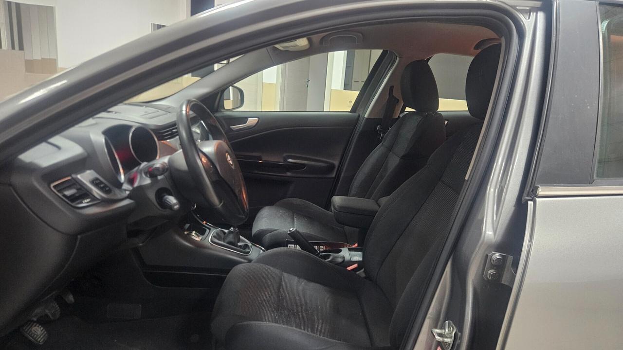 Alfa Romeo Giulietta 1.6 JTDm-2 105 CV Exclusive