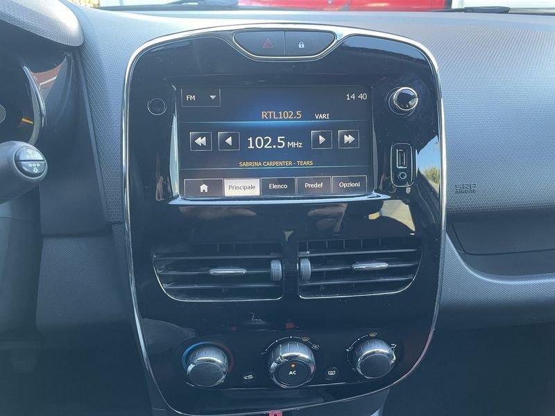Renault Clio Clio 5p 1.2 Costume National 75cv+NAVI NEOPATENTATI